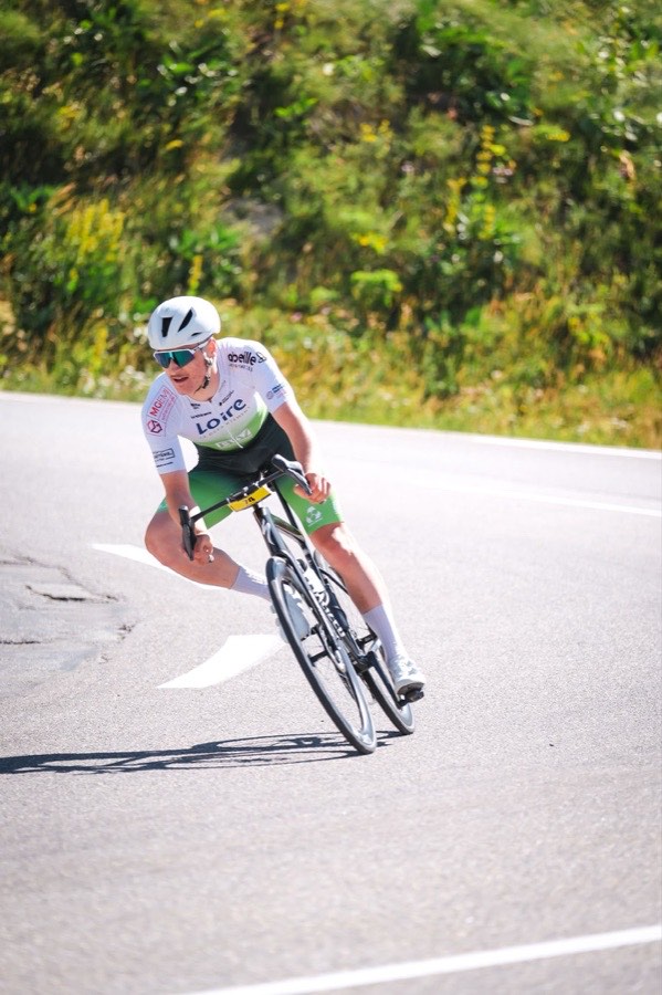 Nathan B.-M., athlète suivi par AP Training, en course sur route
